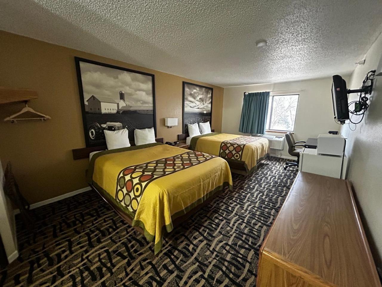 Oyo West Point Inn 외부 사진
